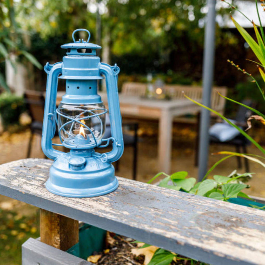 Hurricane Lantern 276